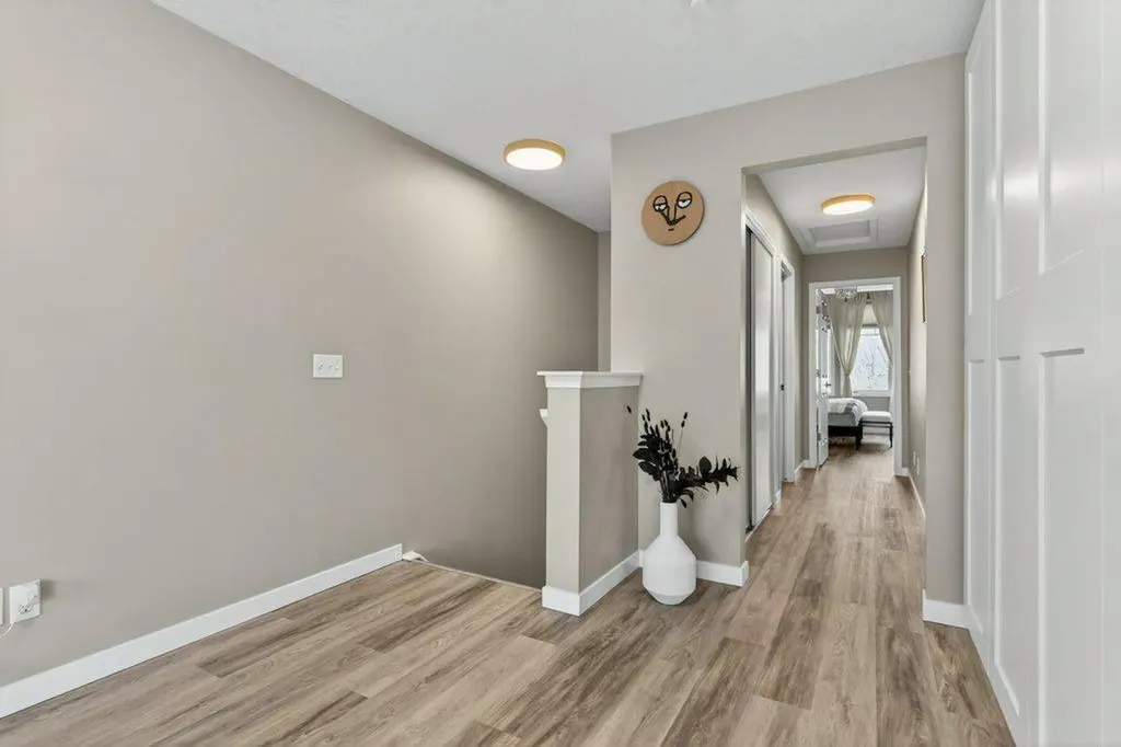 1012 Windsong Drive SW Airdrie AB T4B 0P2