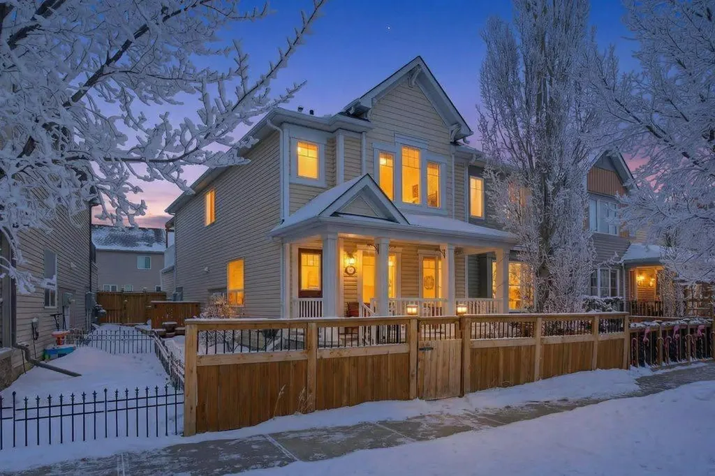 1012 Windsong Drive SW Airdrie AB T4B 0P2