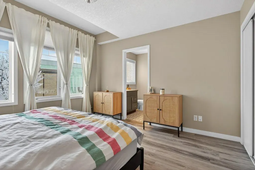 1012 Windsong Drive SW Airdrie AB T4B 0P2
