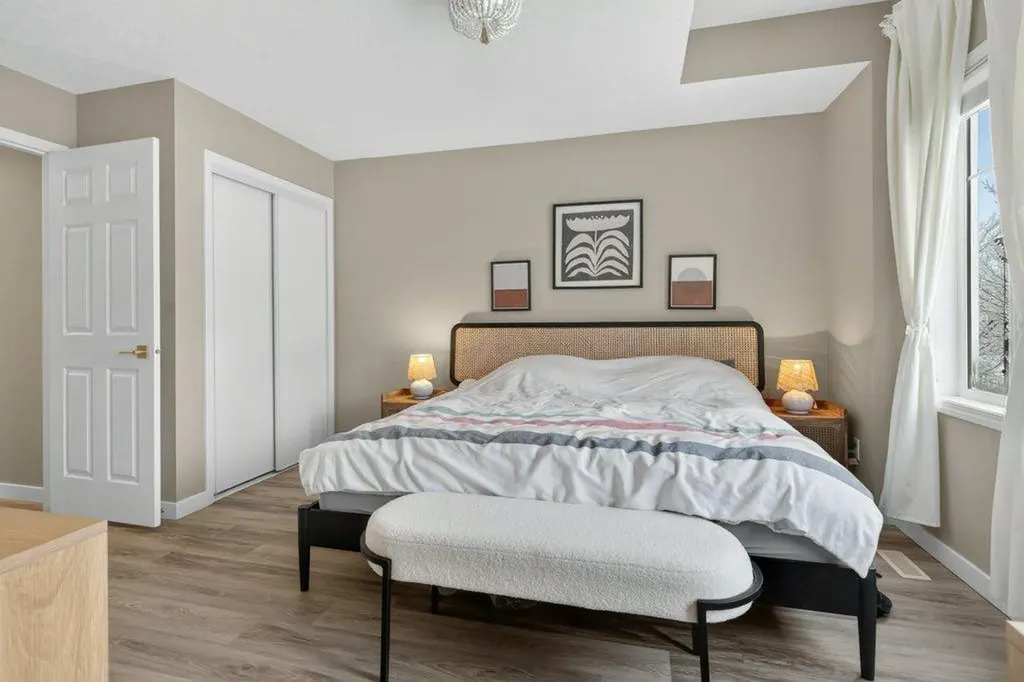 1012 Windsong Drive SW Airdrie AB T4B 0P2