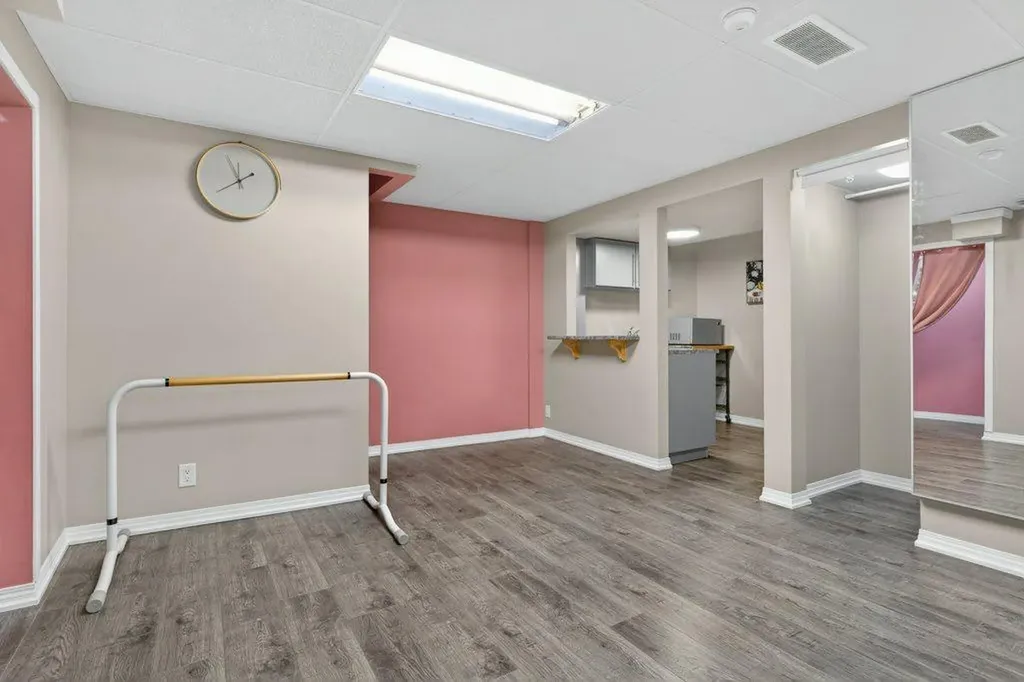 1012 Windsong Drive SW Airdrie AB T4B 0P2