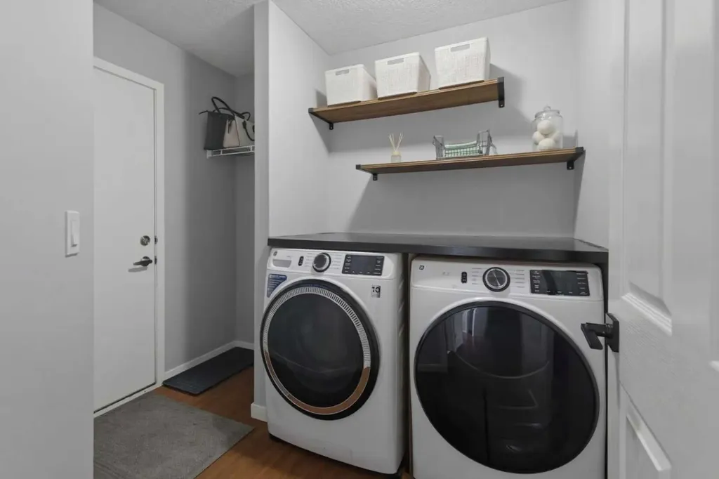 1876 New Brighton Drive SE Calgary AB T2Z 0T9