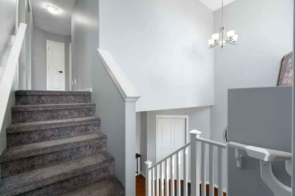 1876 New Brighton Drive SE Calgary AB T2Z 0T9