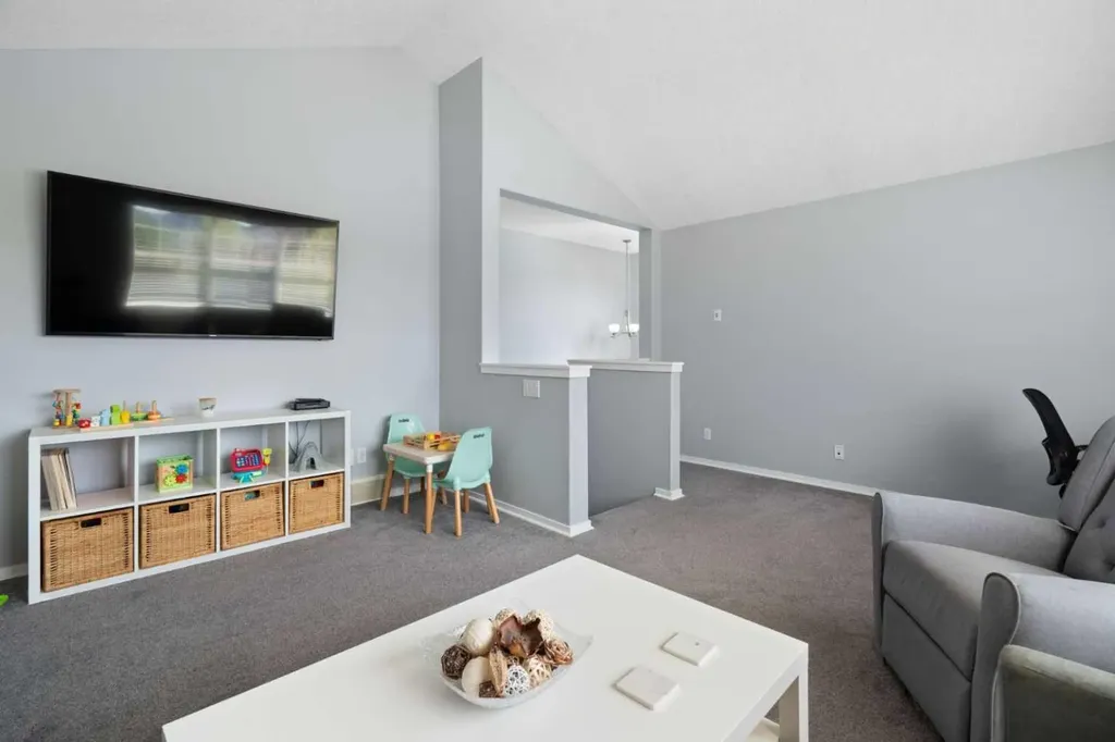 1876 New Brighton Drive SE Calgary AB T2Z 0T9