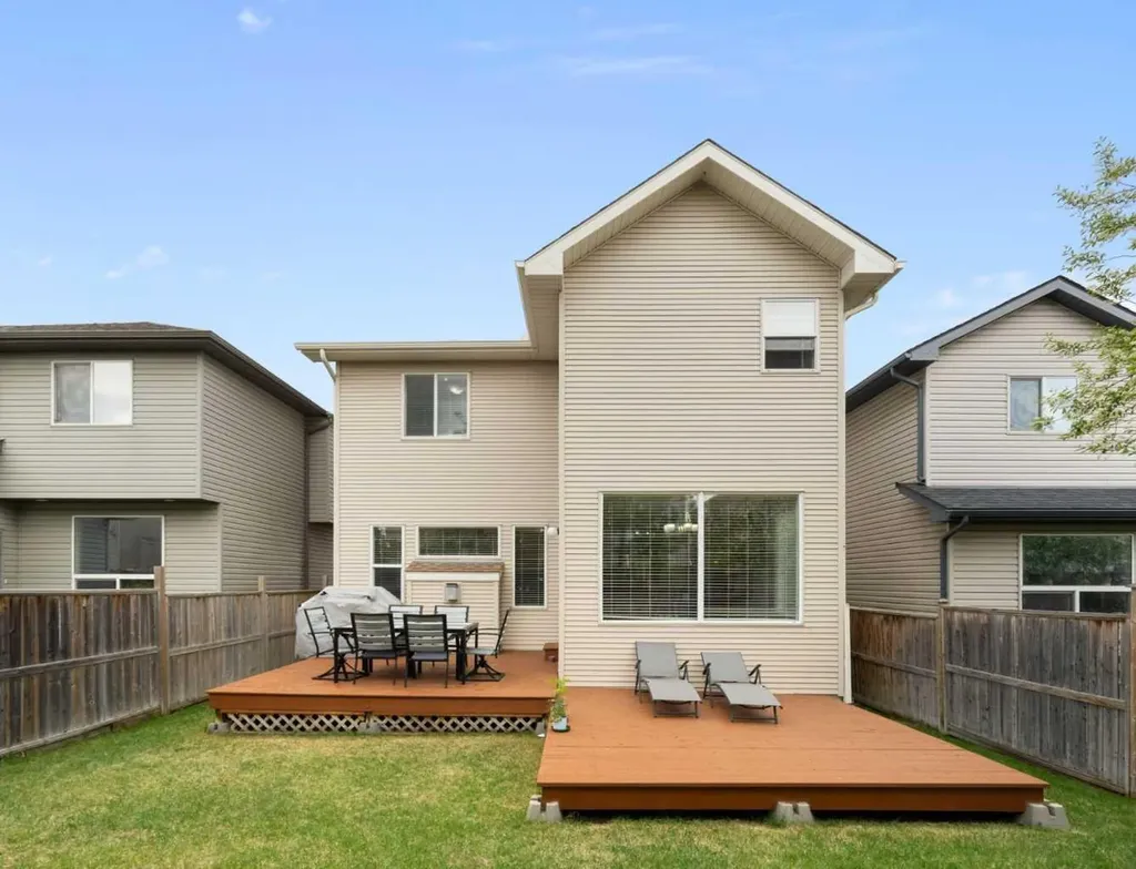1876 New Brighton Drive SE Calgary AB T2Z 0T9