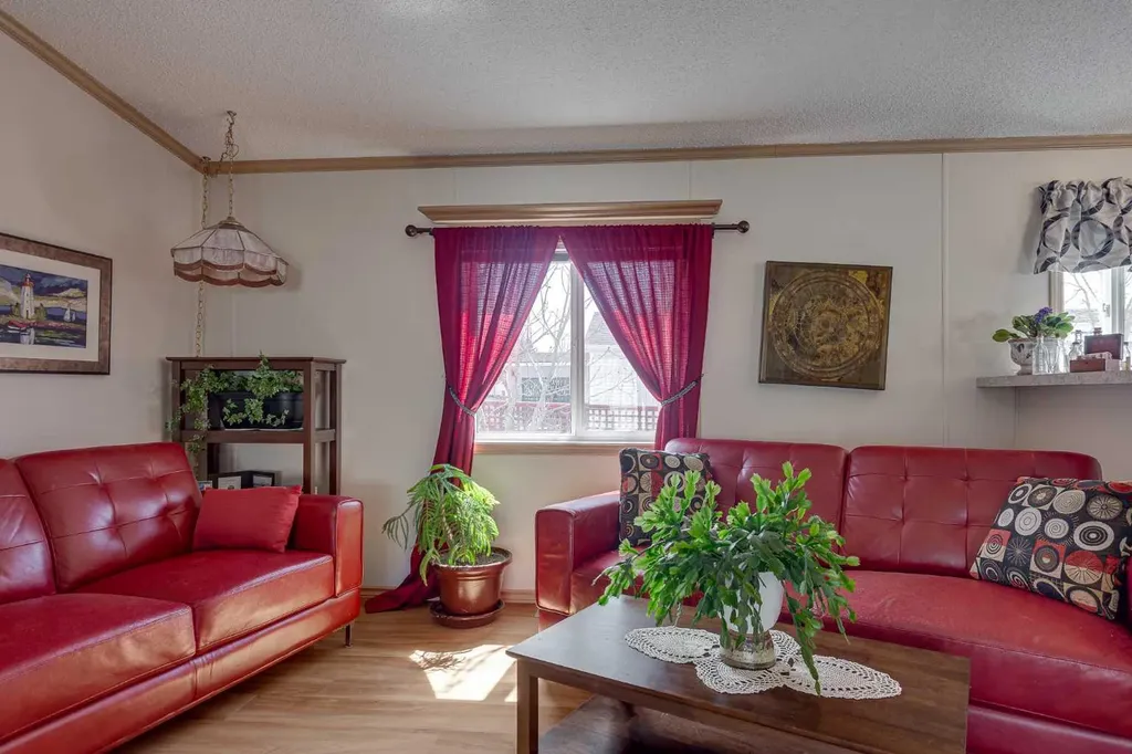 10046 Township Road 422 Rural Ponoka County AB T4J 1V9