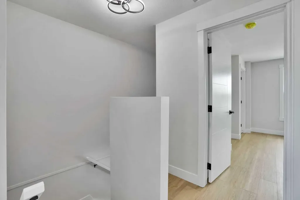 74 Castledale Way NE Calgary AB T3J 2A2