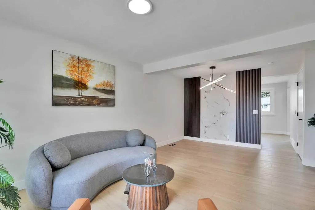 74 Castledale Way NE Calgary AB T3J 2A2