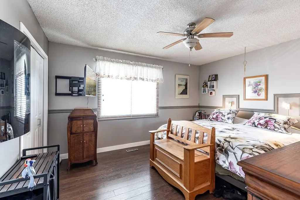 6 Rossland Crescent SE Medicine Hat AB T1B 2B6
