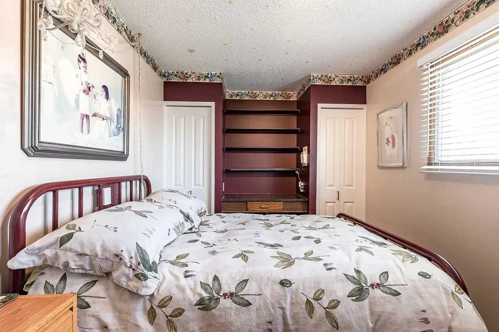 6 Rossland Crescent SE Medicine Hat AB T1B 2B6