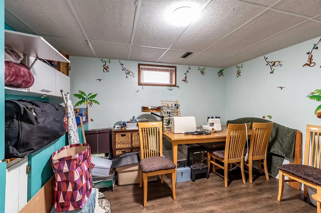6 Rossland Crescent SE Medicine Hat AB T1B 2B6