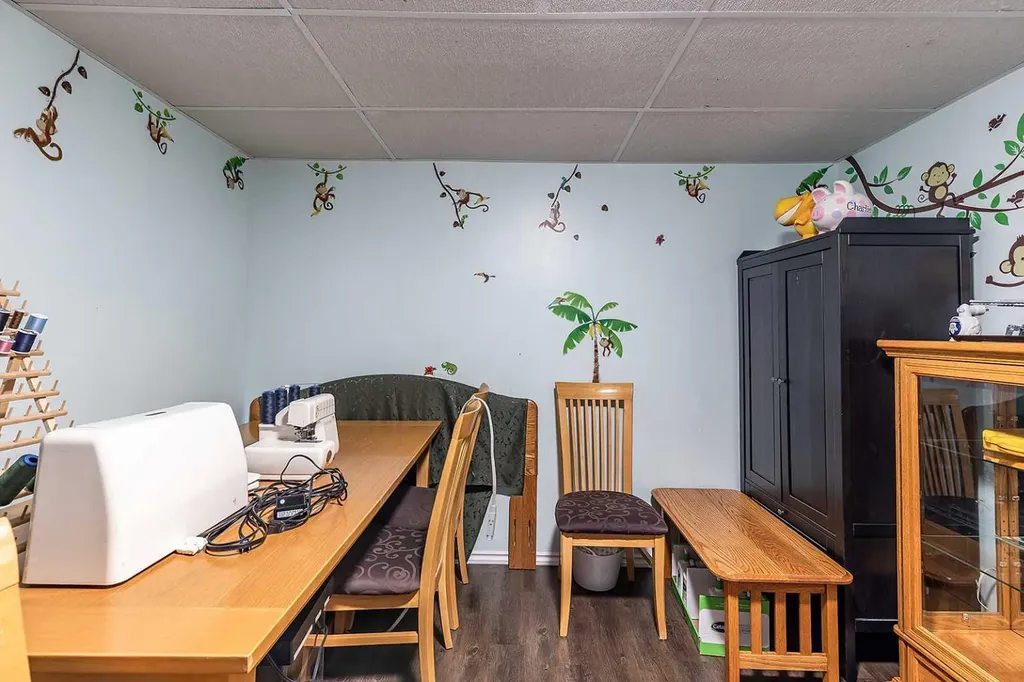 6 Rossland Crescent SE Medicine Hat AB T1B 2B6