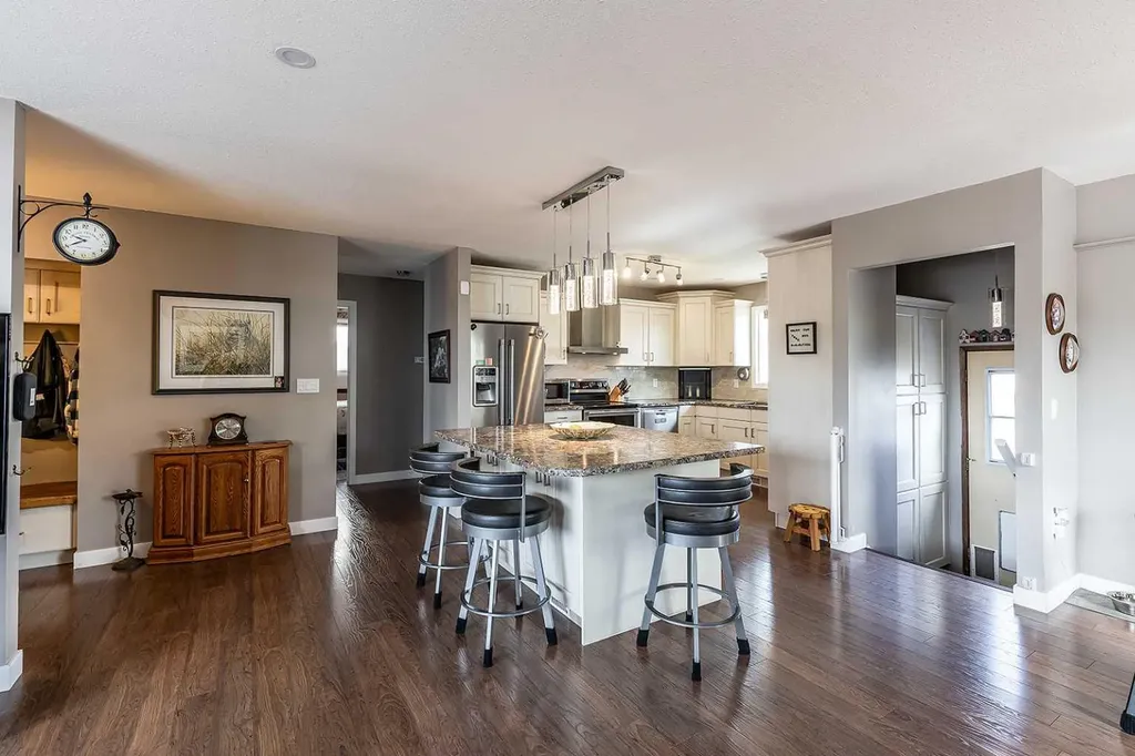 6 Rossland Crescent SE Medicine Hat AB T1B 2B6