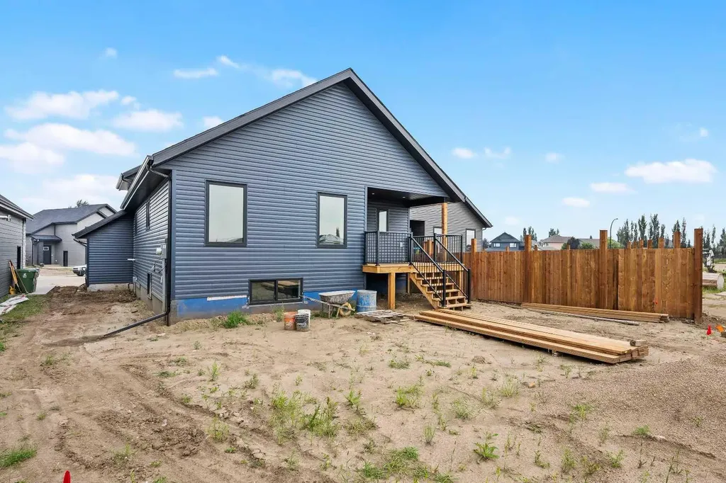 6021 20 Street Lloydminster AB T9V 3S3