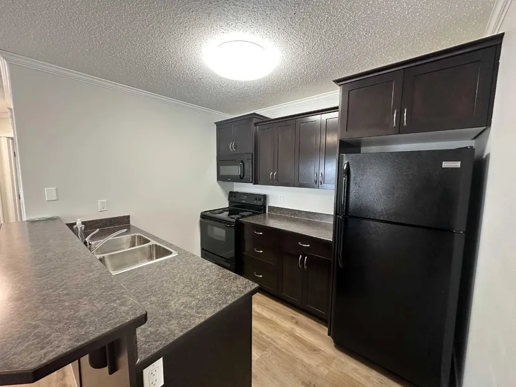4520 51 Street Vermilion AB T9X 0A2
