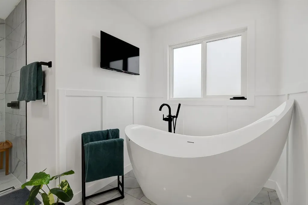 9054 81 Avenue Grande Prairie AB T8X0P2