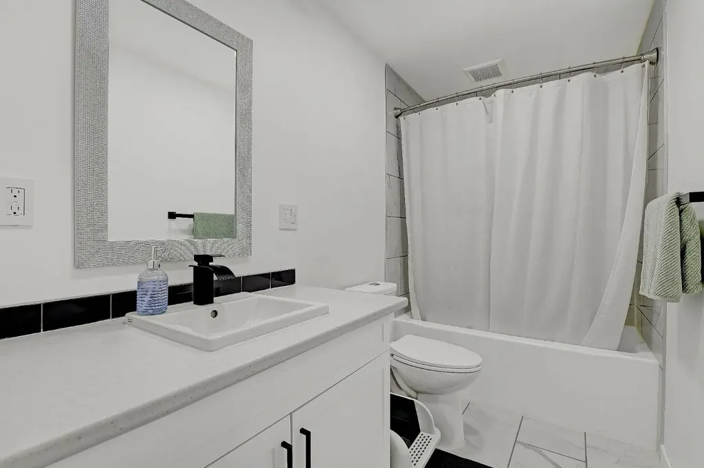 9054 81 Avenue Grande Prairie AB T8X0P2