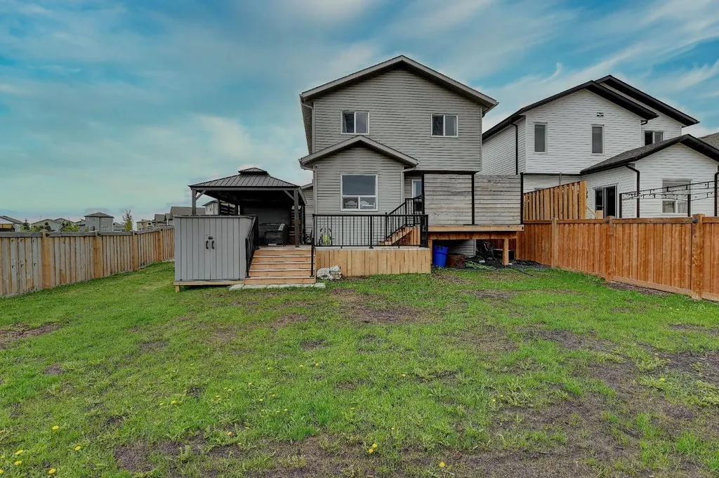 9054 81 Avenue Grande Prairie AB T8X0P2