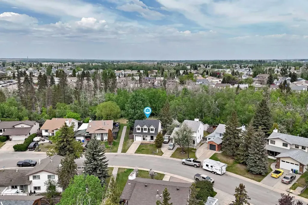 36 Gregson Crescent Red Deer AB T4P 2K4