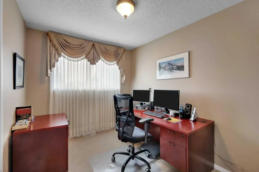 1296 Berkley Drive NW Calgary AB T3K 1S9