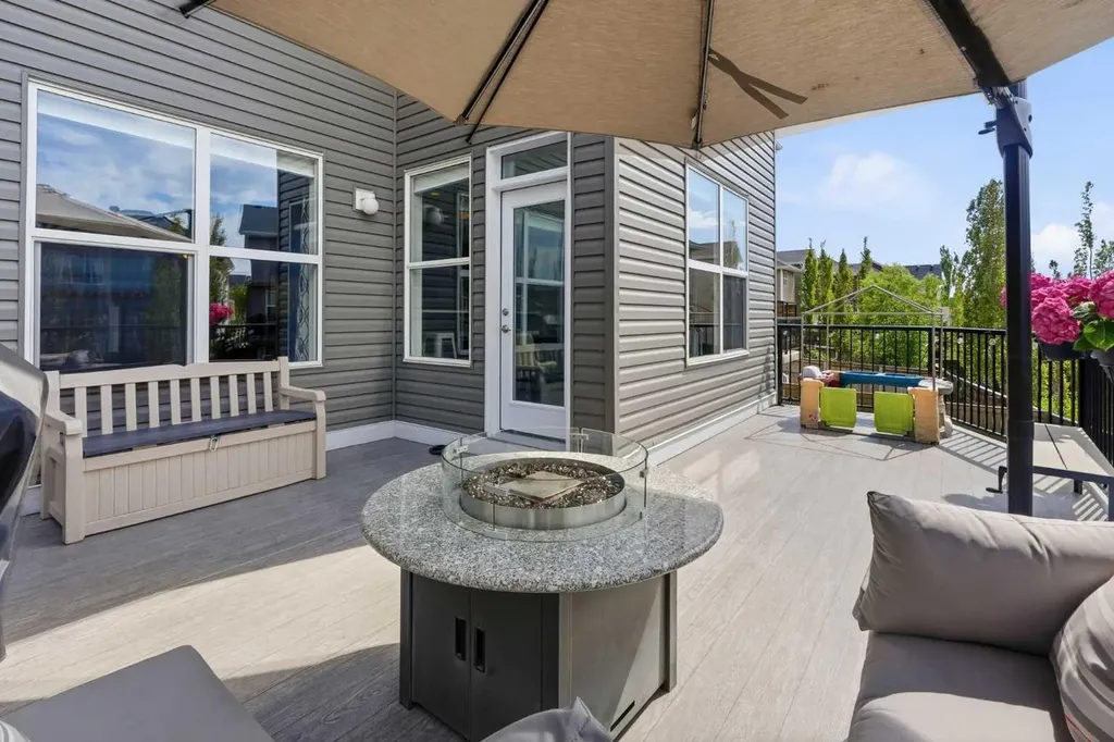 236 Auburn Springs Close SE Calgary AB T3M 1L7