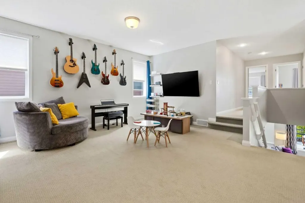 236 Auburn Springs Close SE Calgary AB T3M 1L7