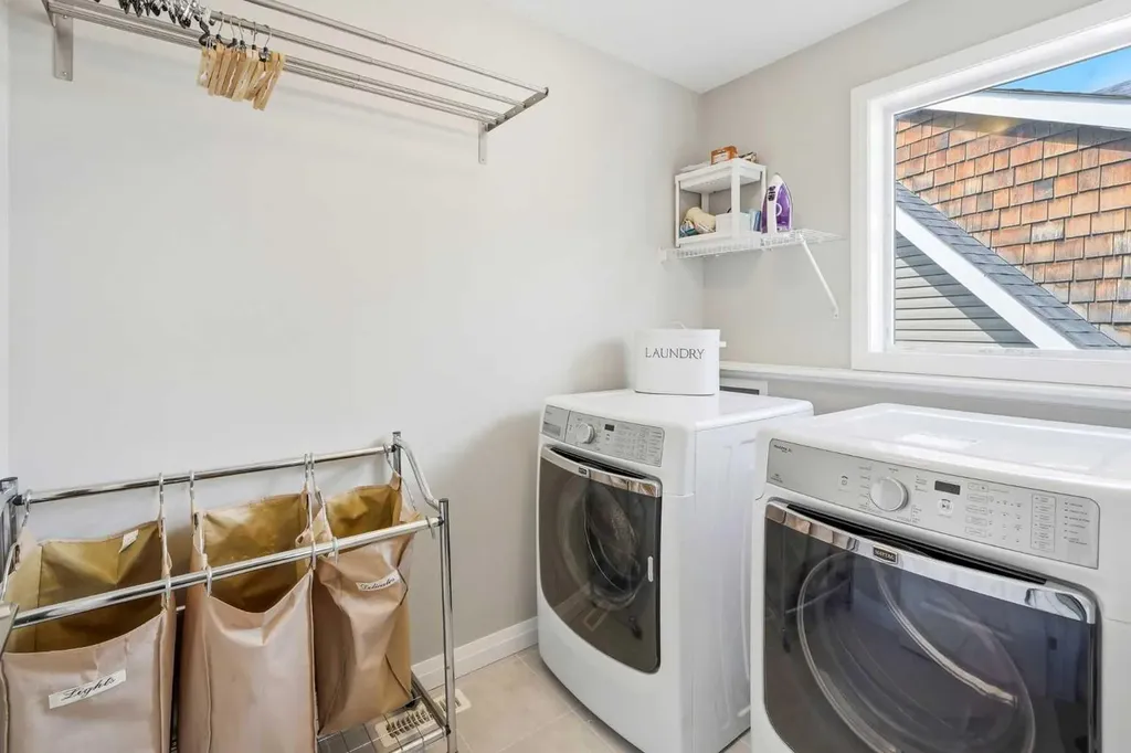 236 Auburn Springs Close SE Calgary AB T3M 1L7