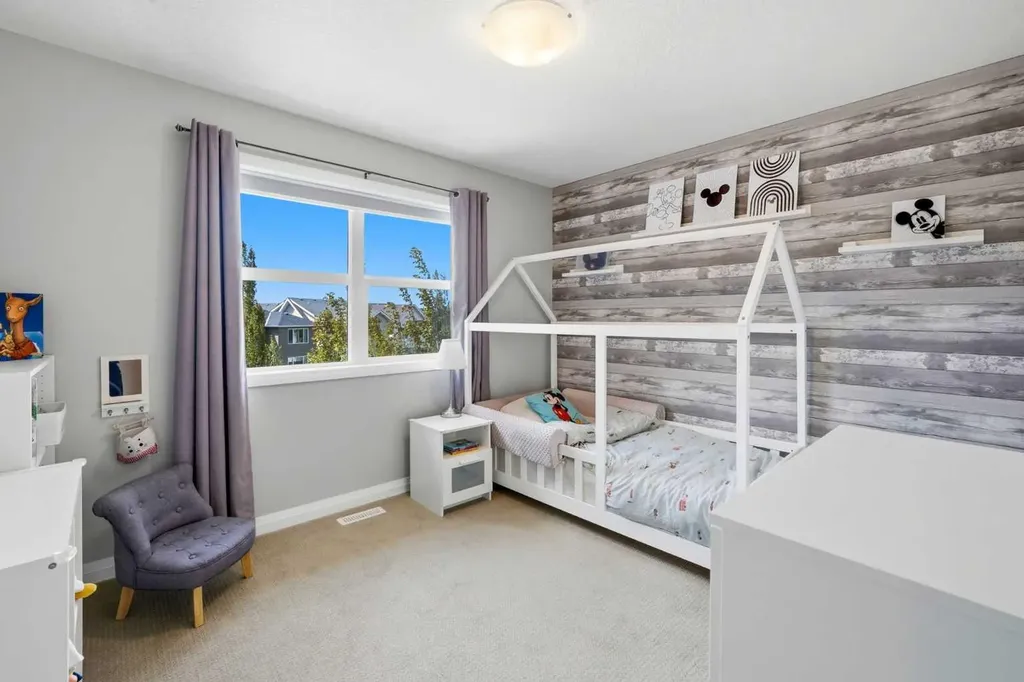 236 Auburn Springs Close SE Calgary AB T3M 1L7