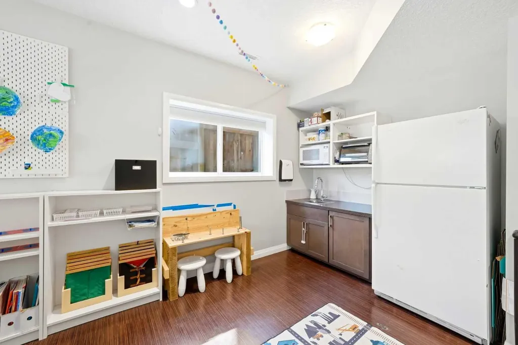 236 Auburn Springs Close SE Calgary AB T3M 1L7