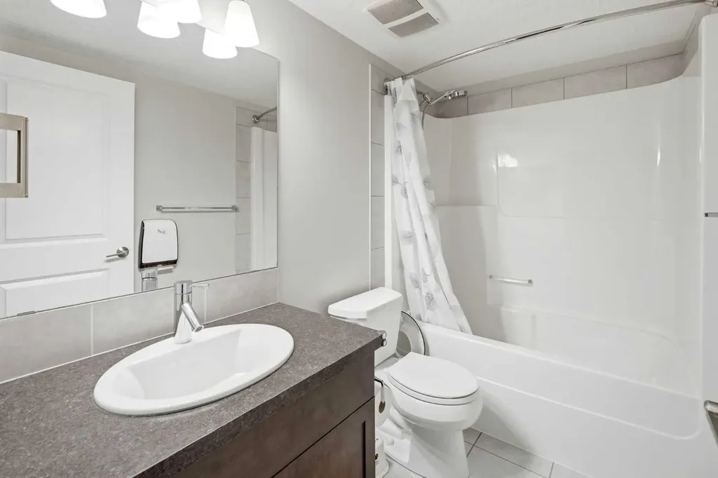 236 Auburn Springs Close SE Calgary AB T3M 1L7
