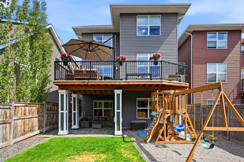 236 Auburn Springs Close SE Calgary AB T3M 1L7