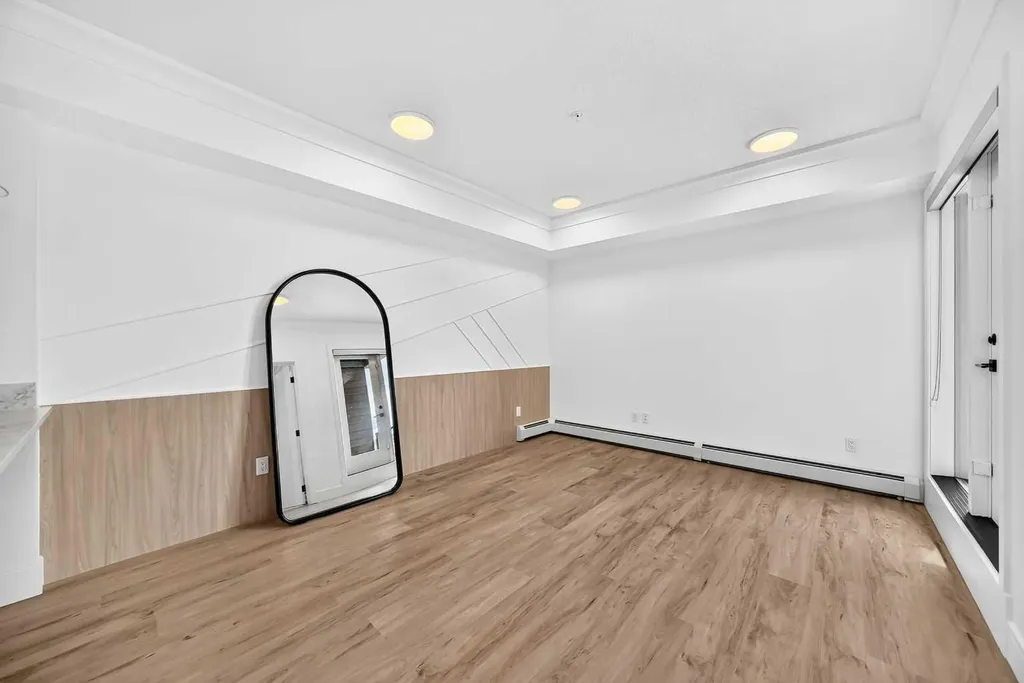 370 Dieppe Drive SW Drive Calgary AB T3E0E6