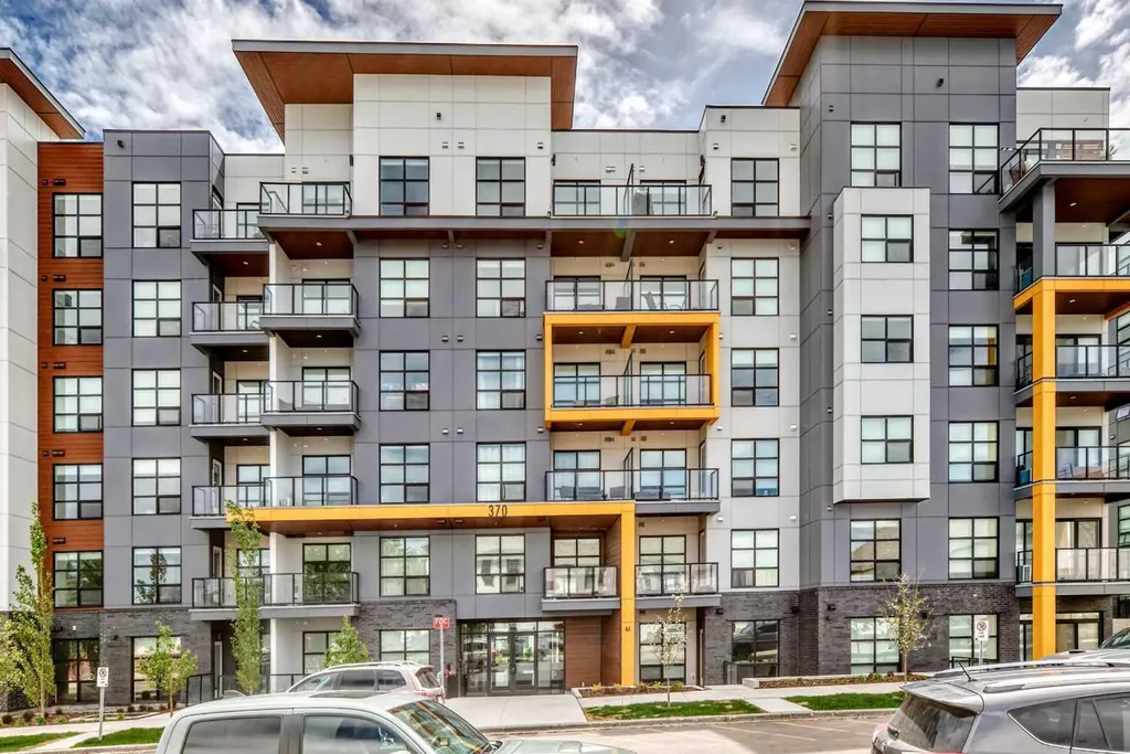 370 Dieppe Drive SW Drive Calgary AB T3E0E6