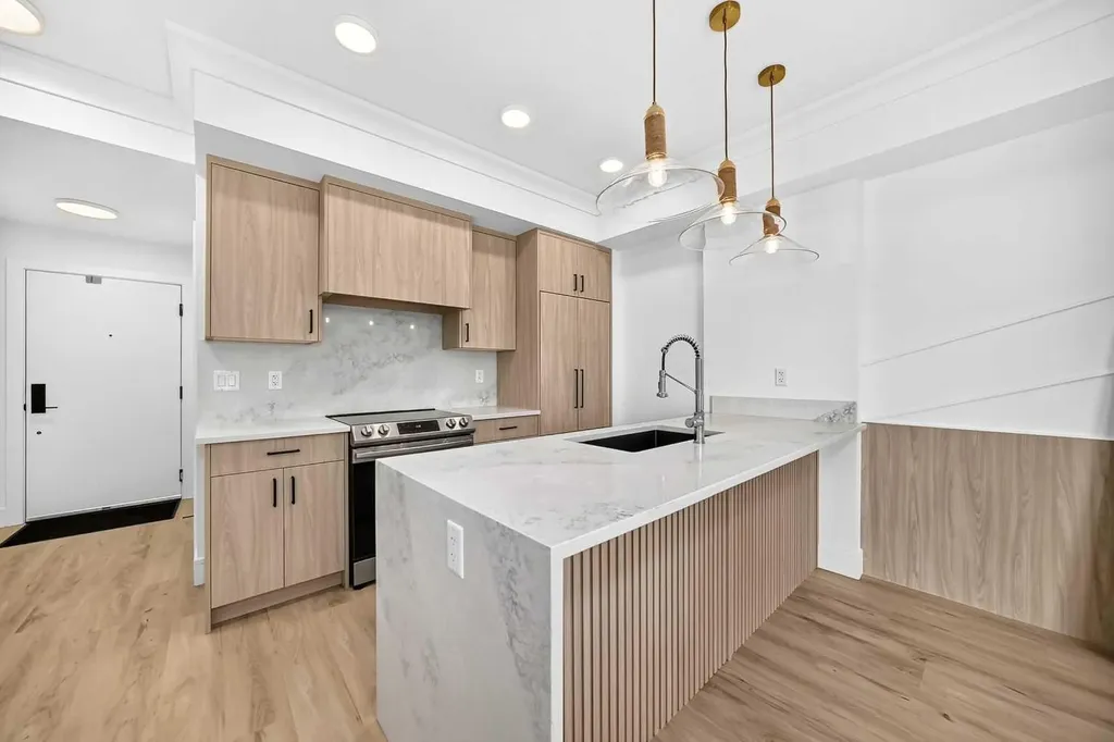 370 Dieppe Drive SW Drive Calgary AB T3E0E6