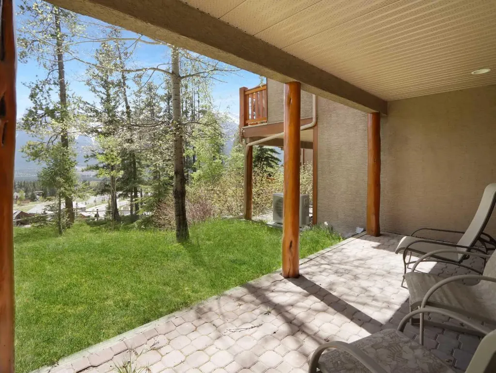 300 Eagle Terrace Road Canmore AB T1W3E5