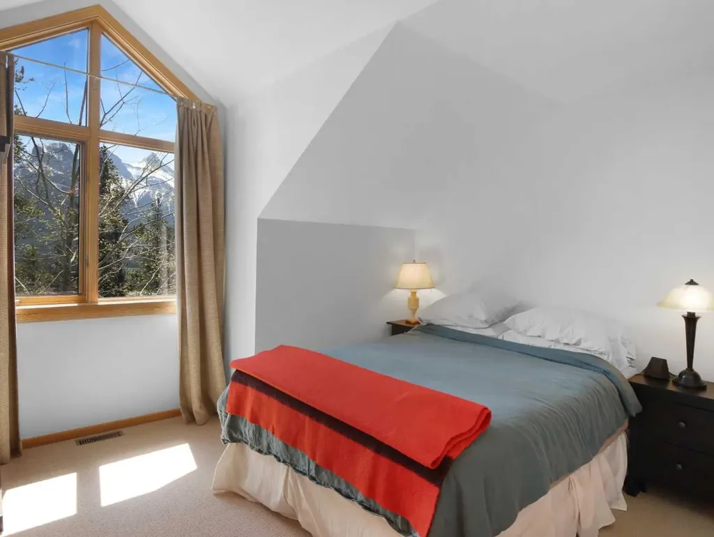 300 Eagle Terrace Road Canmore AB T1W3E5