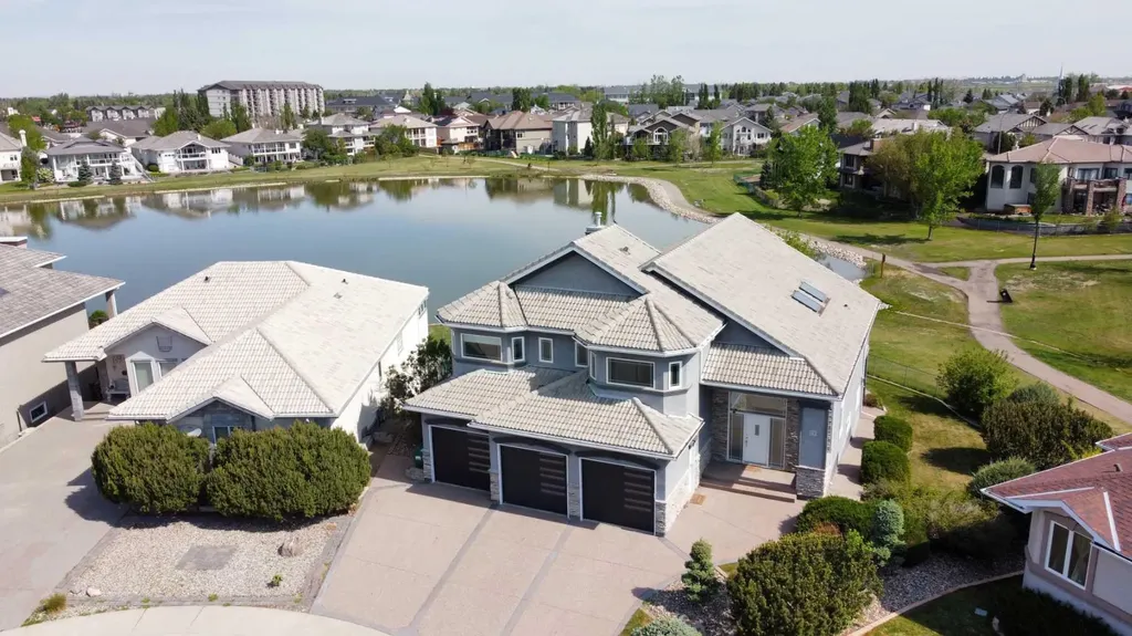 73 Fairmont Park Landing S Lethbridge AB T1K 7L1