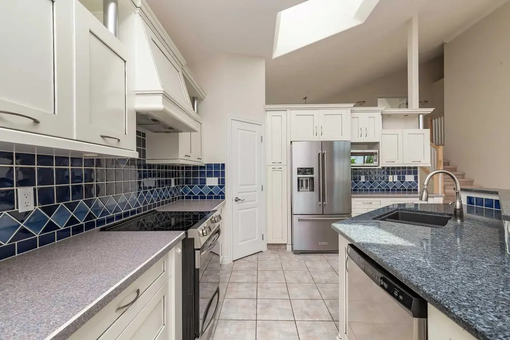 73 Fairmont Park Landing S Lethbridge AB T1K 7L1