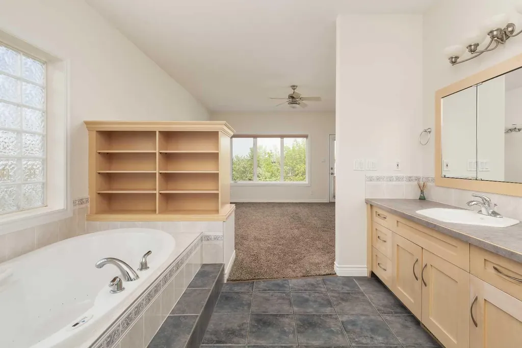 73 Fairmont Park Landing S Lethbridge AB T1K 7L1