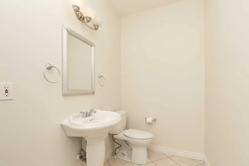 73 Fairmont Park Landing S Lethbridge AB T1K 7L1