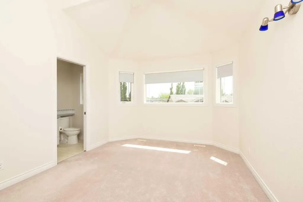 73 Fairmont Park Landing S Lethbridge AB T1K 7L1