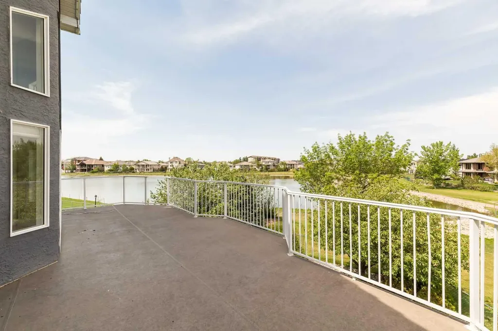 73 Fairmont Park Landing S Lethbridge AB T1K 7L1