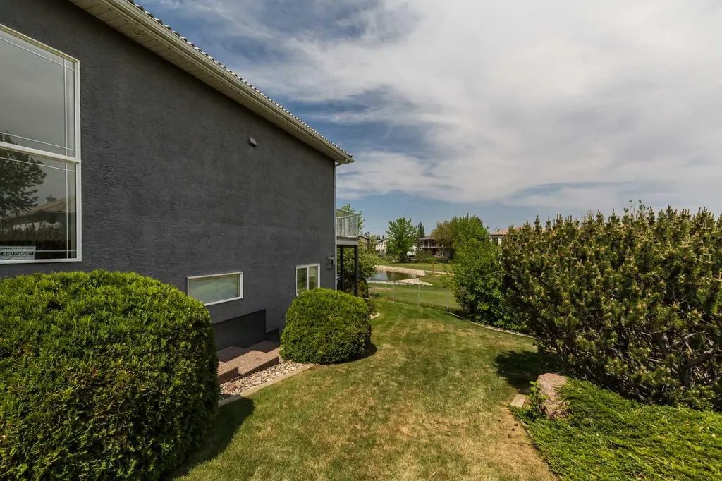 73 Fairmont Park Landing S Lethbridge AB T1K 7L1