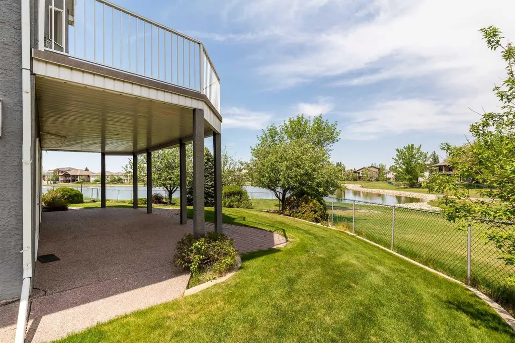 73 Fairmont Park Landing S Lethbridge AB T1K 7L1
