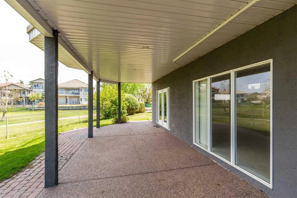 73 Fairmont Park Landing S Lethbridge AB T1K 7L1