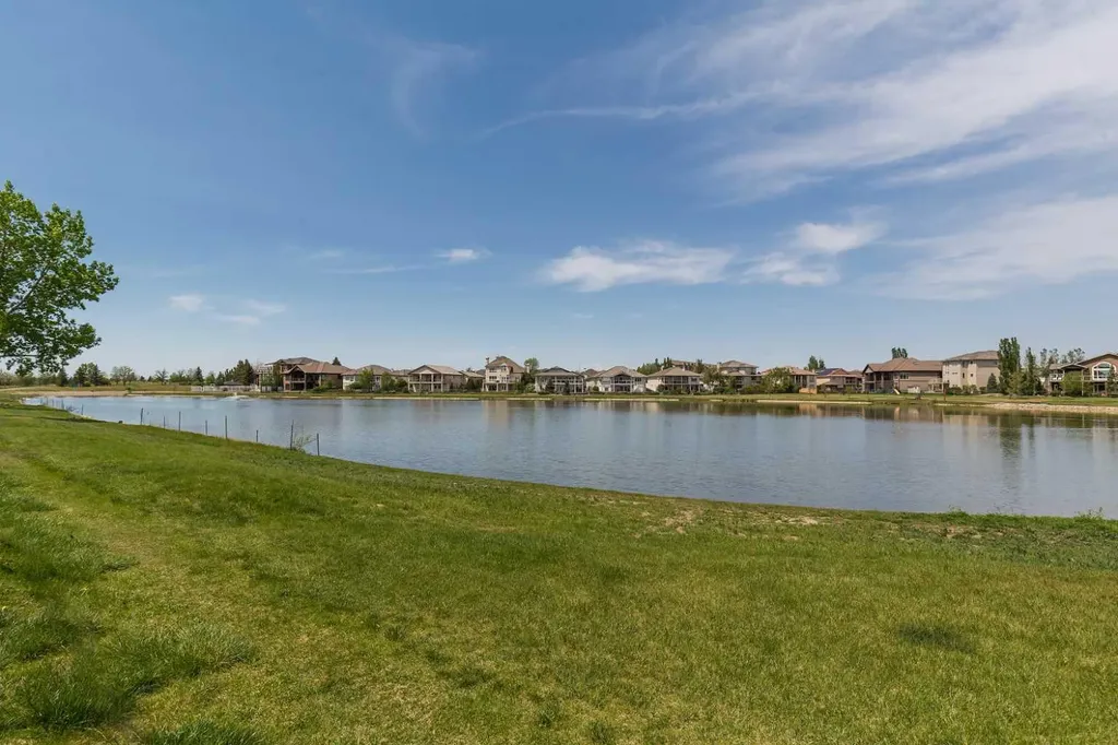 73 Fairmont Park Landing S Lethbridge AB T1K 7L1