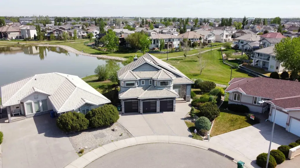 73 Fairmont Park Landing S Lethbridge AB T1K 7L1