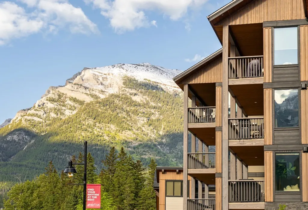 1408 Spring Creek Gate Canmore AB T1W 0N5