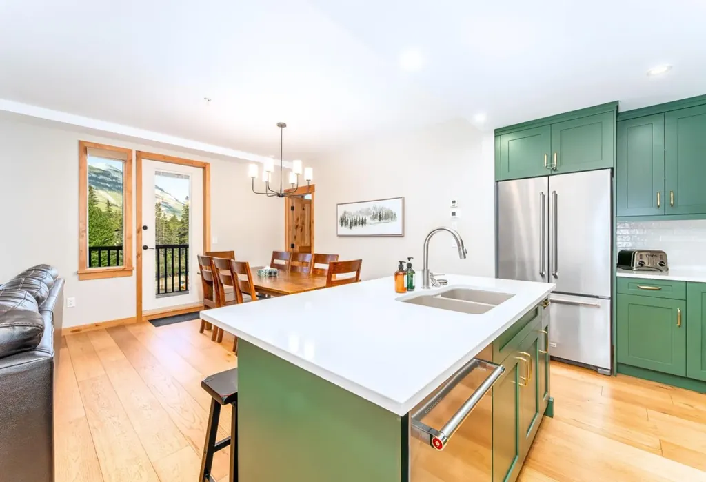 1408 Spring Creek Gate Canmore AB T1W 0N5