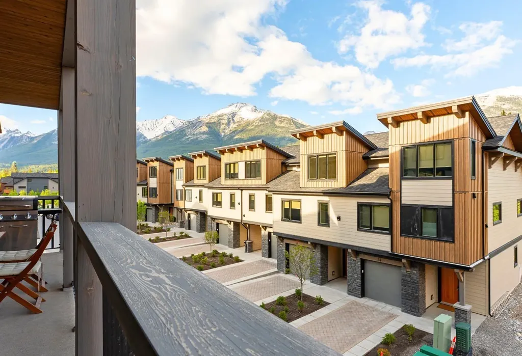 1408 Spring Creek Gate Canmore AB T1W 0N5